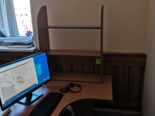 Угловой офисный стол